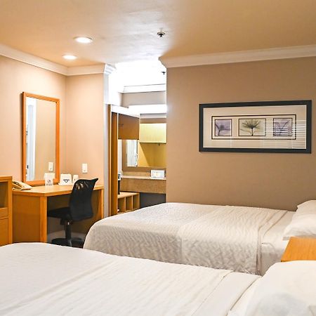 Days Inn By Wyndham San Francisco S/Oyster Point Airport Саут-Сан-Франциско Екстер'єр фото