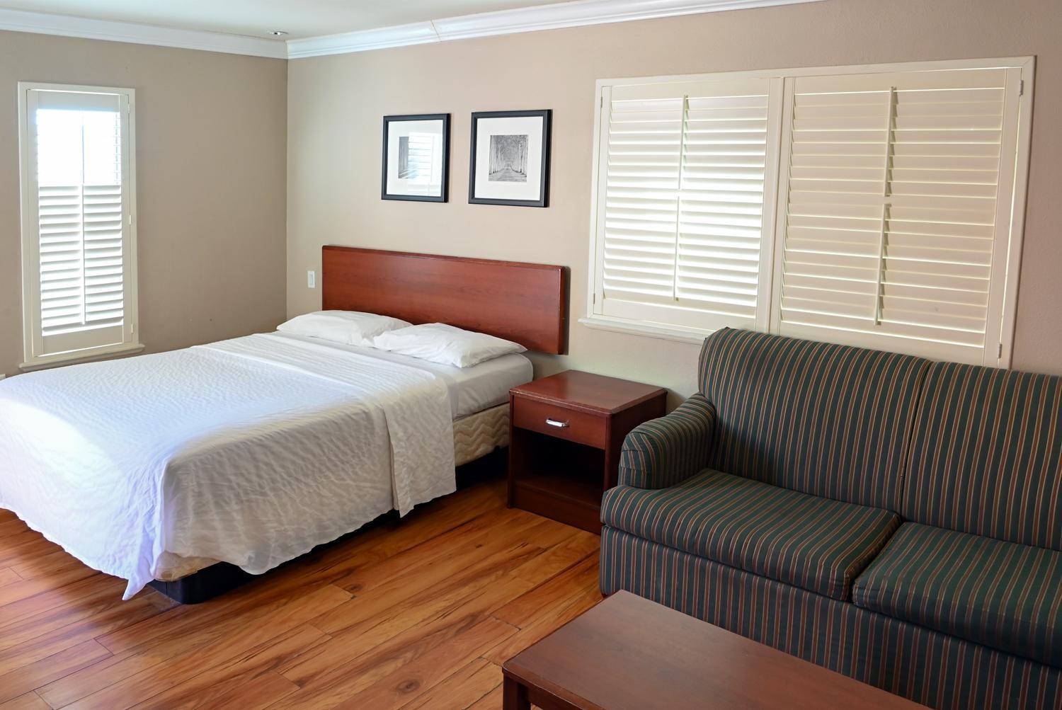 Days Inn By Wyndham San Francisco S/Oyster Point Airport Саут-Сан-Франциско Екстер'єр фото
