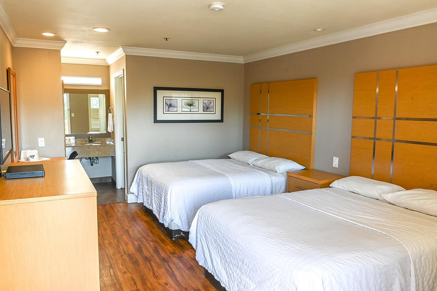 Days Inn By Wyndham San Francisco S/Oyster Point Airport Саут-Сан-Франциско Екстер'єр фото