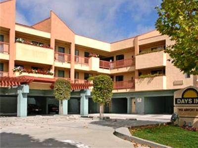 Days Inn By Wyndham San Francisco S/Oyster Point Airport Саут-Сан-Франциско Екстер'єр фото