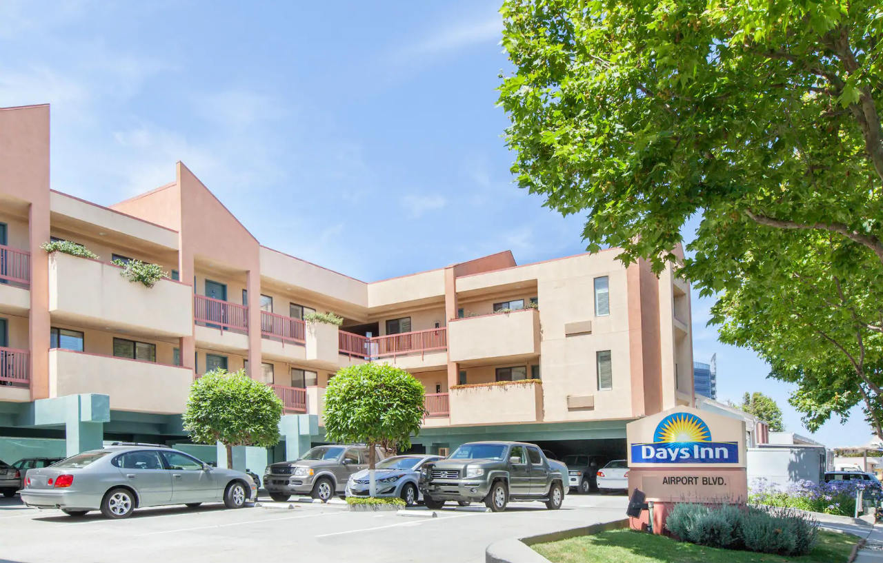 Days Inn By Wyndham San Francisco S/Oyster Point Airport Саут-Сан-Франциско Екстер'єр фото